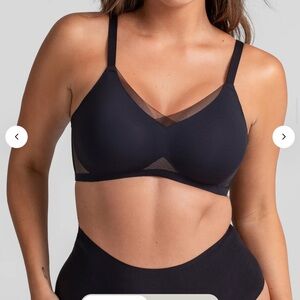 Honeylove Crossover Bra